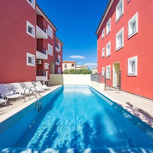 https://residence-kamenjak-premantura.in-istria.net